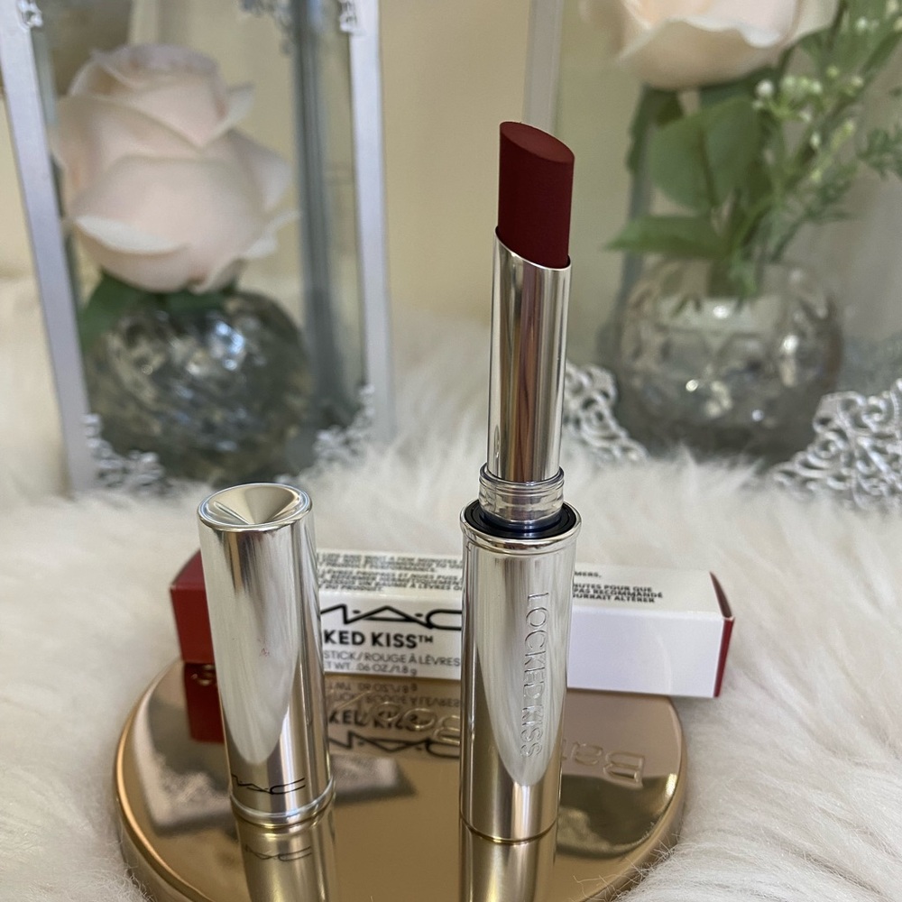 MAC Locked Kiss 24 Hour - #85 Poncy  - 0.06 oz Lipstick full size